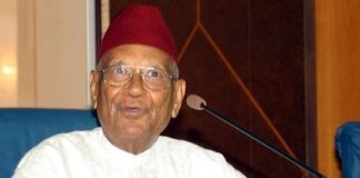 Les fruits du Centenaire : Amadou Makhtar Mbow a reçu le trophée de l’Africanité