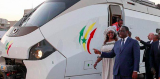 Macky Sall mooko wax : l’exploitation commerciale du TER va démarrer avant la fin de l’année