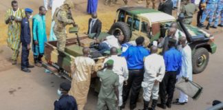 Le président putschiste malien fait (naturellement) assassiner son agresseur en garde à vue