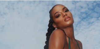 La fille très sexy du chanteur Koffi Olomidé en vacances à l’île de Ngor