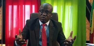 La bourde du patron du Cices, Saliou Keita : « Parmi les marchands ambulants, il y a des diplômés par accident. »