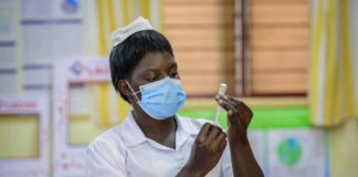 Covid-19 : entre 80.000 et 180.000 soignants morts dans le monde