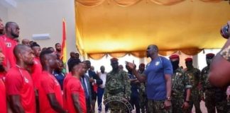MAMADI DOUMBOUYA À SES JOUEURS: « La coupe ou vous remboursez l’argent investi sur vous »