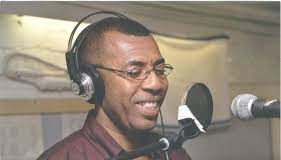 MICKAEL SOUMAH, PRODUCTEUR AUDIOVISUEL : « Comment j’ai su que Ndongo Lo était un grand chanteur »