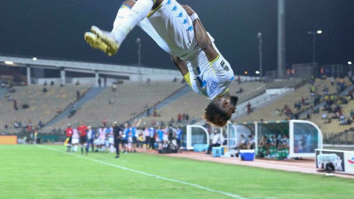 Stades vides au Cameroun
