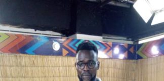 A la découverte de Boutiku Laye: Un artiste qui allie grâce et classe dans ses textes