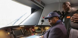 TER : Macky Sall lance la 2ième phase du chantier à Diass