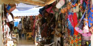 En soutien aux artisans : Mobilier national ? On s’asseoie et on pousse