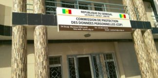 Complaintes politiques: Données à caractère personnel et parrainage