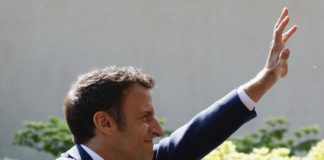 Election présidentielle en France: Emanuel Macron réélu