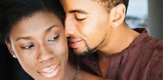 Libertinage ? Mme Thiaw, 49 ans; son mari, 33 ans