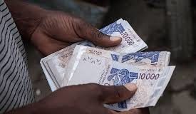 ‘FINTRA’, l’appli qui donne aux Sénégalais, salariés formels, une avance sur salaire