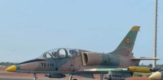 Accident aérien au Mali: un pilote russe tué dans la chute de son avion, et dix personnes blessées