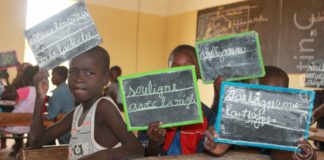 Suspension de son salaire : l’enseignant M. M. Mbaye fait un malheur à la Direction de la Solde