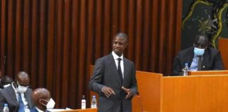 Impopularité d’Antoine Diome: la preuve par le vote du budget de ministère de l’Intérieur
