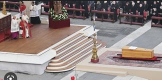 ACTU-MONDE : Le Pape François a rendu un dernier hommage à Benoît XVI