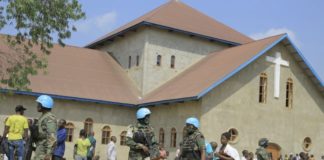 AFRICA TIMES : Une bombe explose au Congo dans une église