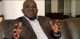 ÉCHAUFFOURÉES À MBACKÉ : Oumar Sarr sort de sa réserve et charge Ousmane Sonko