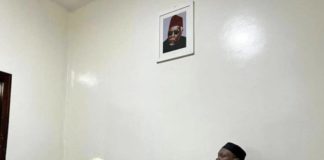 En partance à Mbacké, Ousmane Sonko fait un détour à Tivaouane et s’entretient avec Serigne Habib SY