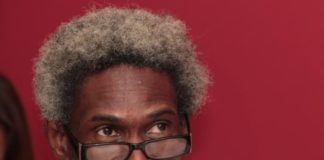 AVOCAT DE SONKO, Clédor Ciré Ly évacué en France : ça veut virer le FCFA et Auchan, mais pas boycotter les hôpitaux français !