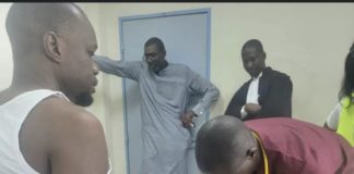 AFFAIRE PRODAC : Aspergé d’une « substance dangereuse », Sonko évacué à l’hopital