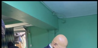 RÉVISION ÉLECTORALE : Karim Wade s’inscrit sur les listes électorales
