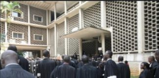 GRÈVE DES TRAVAILLEURS DE LA JUSTICE : « Les serviteurs de Thémis » restent droits dans leurs bottes et décrètent une grève de 72h à partir de ce lundi