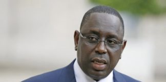 POLITIQUE : Macky Sall hué à Touba lors de sa visite nocturne