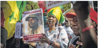 Présidentielle : selon le quotidien français Le Figaro, l’ex-parti Pastef ‘cherche un plan B pour remplacer Ousmane Sonko’