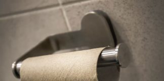 Toilettes : se laver les fesses est mieux qu’utiliser du papier hygiénique, c’est scientifique !