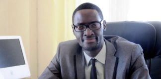 PRÉSIDENTIELLE 2024 : Me Abdoulaye Tine officialise sa candidature