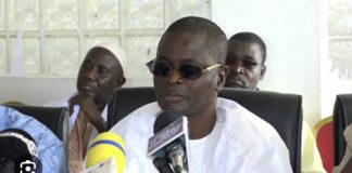 MAIRIE DE TOUBA : Abdou Lahad Kâ fait le ménage et chasse les rabatteurs