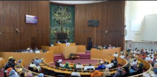 RETARD DE 7 HEURES À L’ASSEMBLÉE NATIONALE : DISPUTE DE POSTES ENTRE LES DÉPUTÉS DE PASTEF ET TAXAWOU SÉNÉGAL