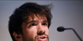 PAYPAL : Juan Branco ouvre une cagnotte pour Falla fleur