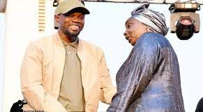 Partie rendre visite à Sonko : Mimi Touré retenue pour défaut de signature