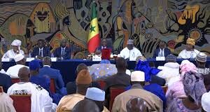 Ouverture du dialogue pistonné par Macky Sall : la question de l’amnistie, en toile de fond !