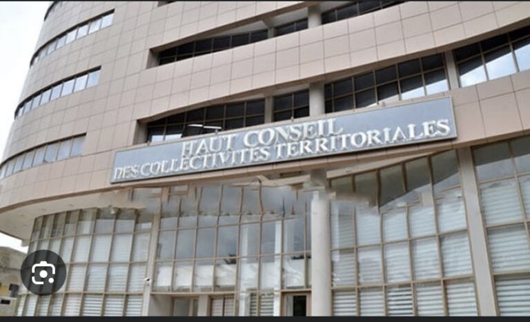 HCCT : Macky Sall nomme cinq (5) nouveaux membres