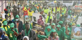 PRÉSIDENTIELLE 2024 : Anta Babacar Ngom lance sa campagne électorale avec ‘la grande marche de la relève’