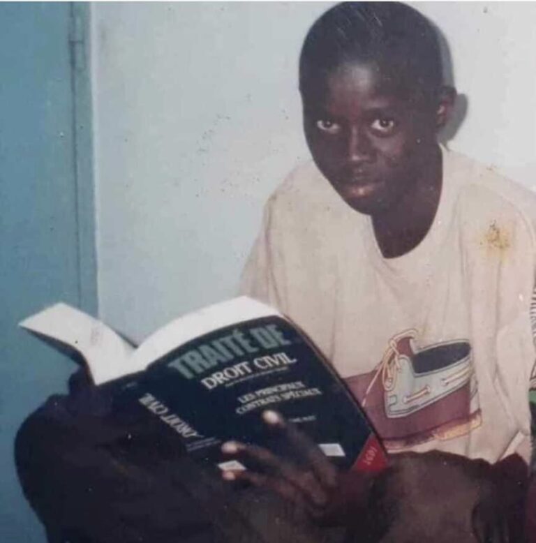 [PORTRAIT] Qui est le nouveau président Bassirou Diomaye Faye, ‘attaqué sur son manque d’expérience’?