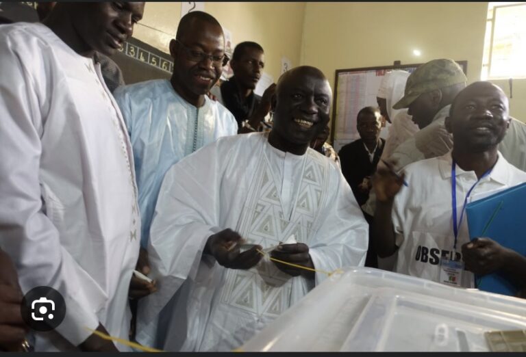 ÉLECTION PRÉSIDENTIELLE : Idrissa Seck, le premier candidat à accomplir son devoir civique