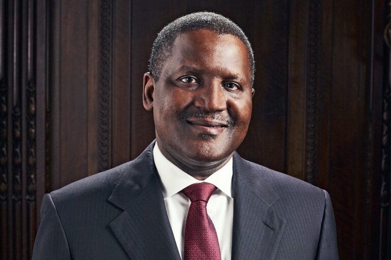 Aliko Dangote donne 10 millions de dollars pour le Ramadan