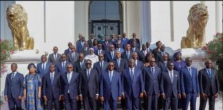 CONSEIL DES MINISTRES : Le gouvernement dissout !