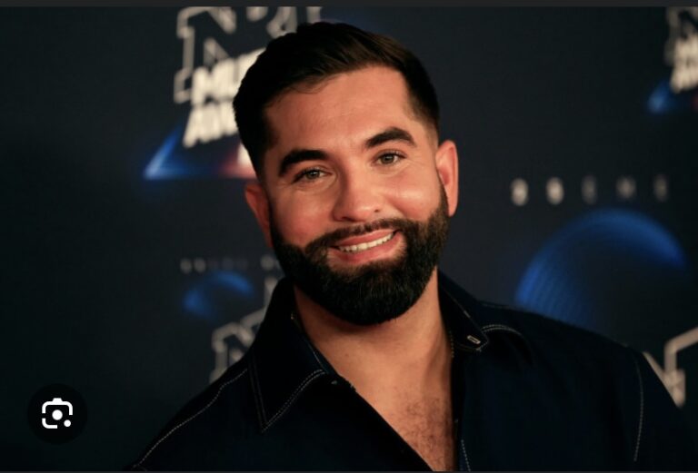 PEOPLE : Kendji Girac se tire accidentellement une balle en poitrine et se retrouve aux urgences