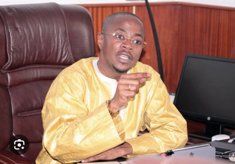 MOTION DE CENSURE : Abdou Mbow répond à Moustapha Sarré