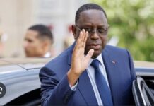 PASSATION DE POUVOIR : L’APR en blanc devant le Palais pour dire ‘Merci à Macky Sall’