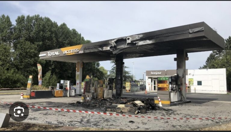 DIOURBEL : Une station de service incendiée, six (6) personnes arrêtées !