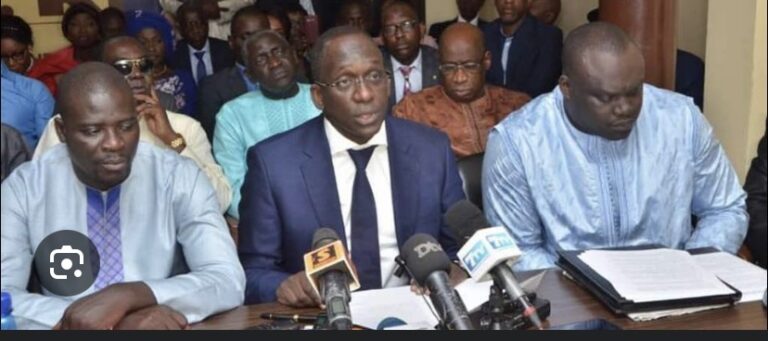 ARRESTATION DE BAH DIAKHATÉ : Les cadres de l’Apr appellent à « libérer » Diomaye de l’emprise de Sonko