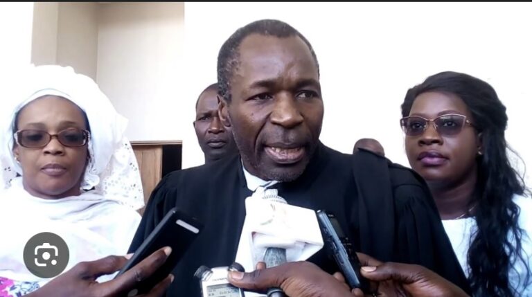 INJURES ET DIFFAMATION : Me Ousseynou Fall porte plainte contre Bah Diakhaté