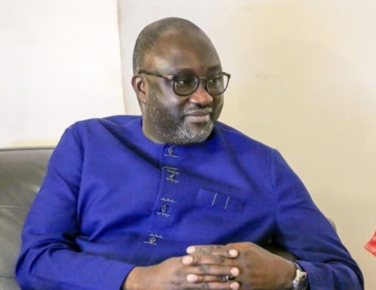 ANAMO : Mawdo Malick Mbaye démissionne et rend son passeport diplomatique