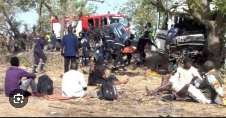 NGAYE MÉCKHÉ : Onze (11) morts dans une collision entre un bus et un camion
